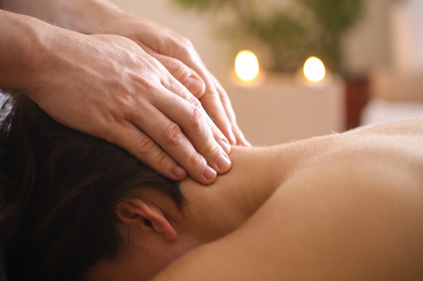 Chinesische head, neck, back and body massage